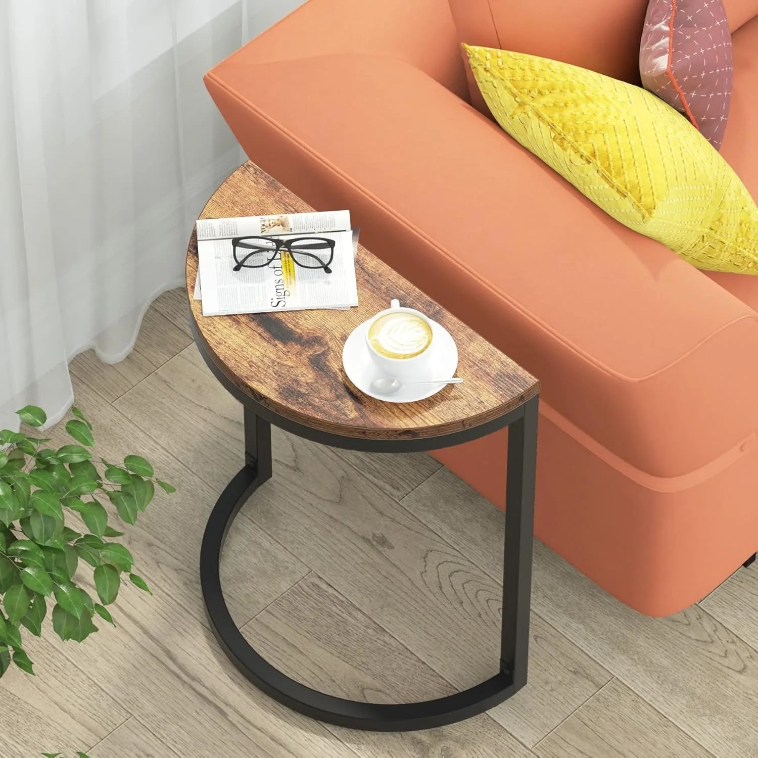 Halvra – Halvcirkelformet Sidebord med 2 Hylder & Minimalistisk Trætop