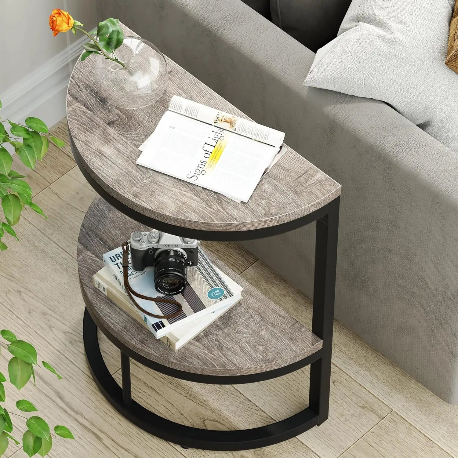 Halvra – Halvcirkelformet Sidebord med 2 Hylder & Minimalistisk Trætop