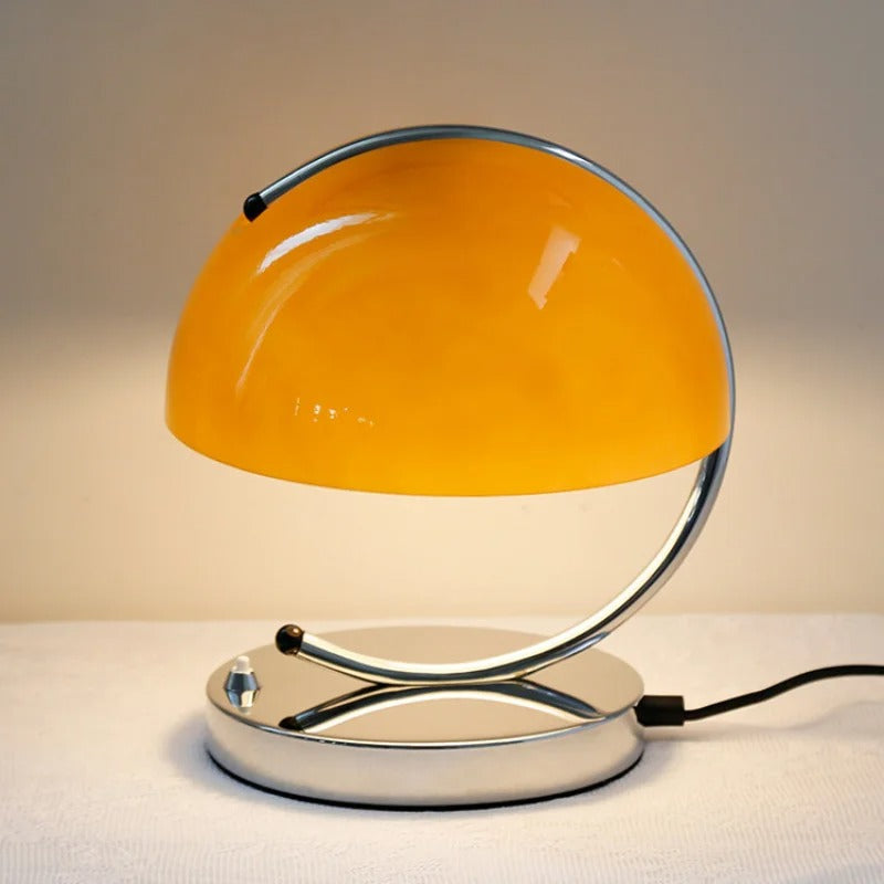 NordicAura – Bordlampe i Danzig-design med Blød Stemningsbelysning