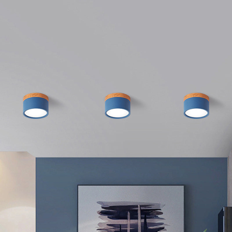 VibrantGlow – Lille Loftlampe med Varmt Stemningslys