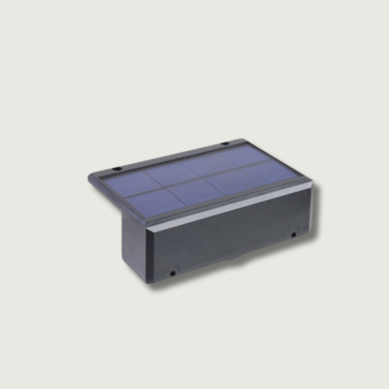 LumiTrack – Udendørs Solcellelampe med Automatisk Skumringssensor